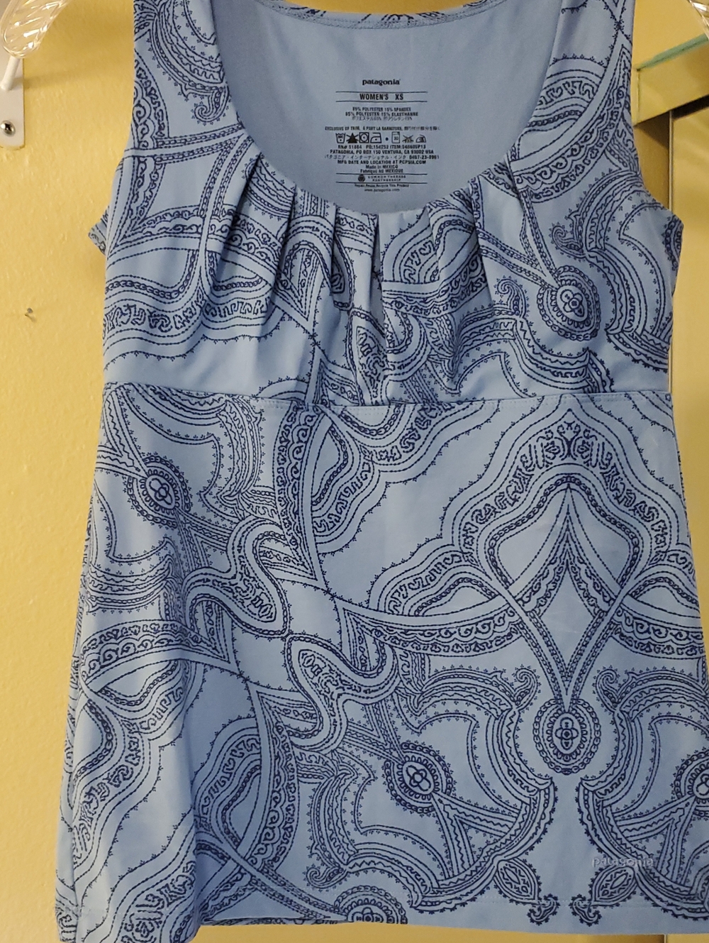 Patagonia Light Blue Tank Top with Navy Paisley Print Sz Xsm
